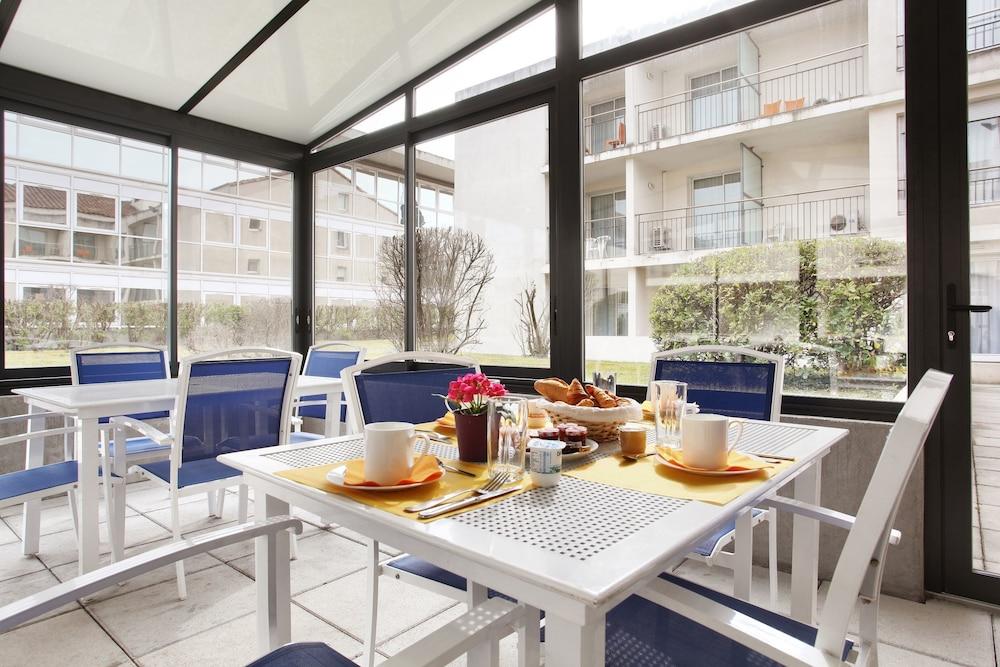 Appart Hotel Odalys City Aix En Provence Le Clos De La Chartreuse Aix-en-Provence Dış mekan fotoğraf