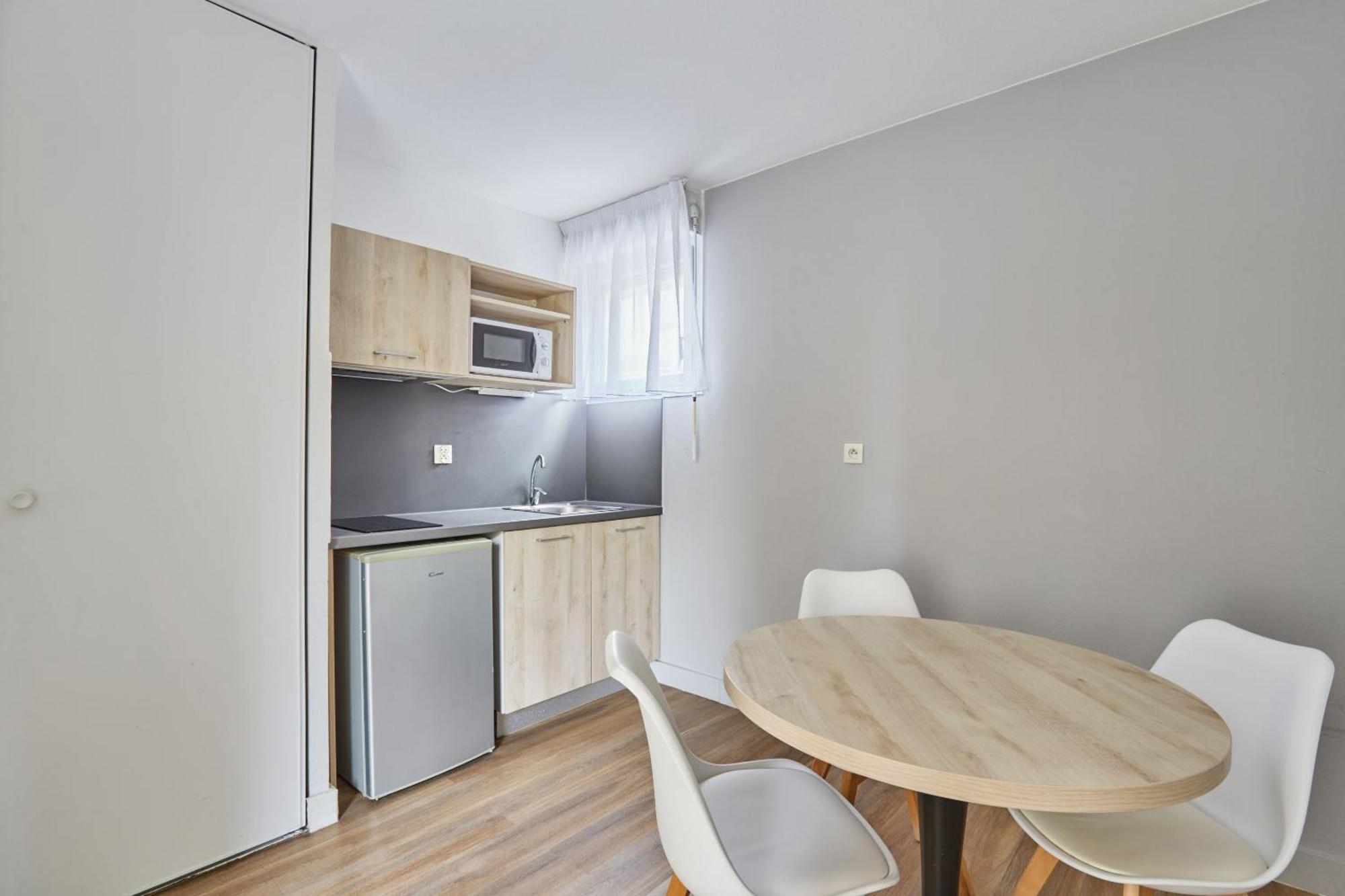 Appart Hotel Odalys City Aix En Provence Le Clos De La Chartreuse Aix-en-Provence Dış mekan fotoğraf